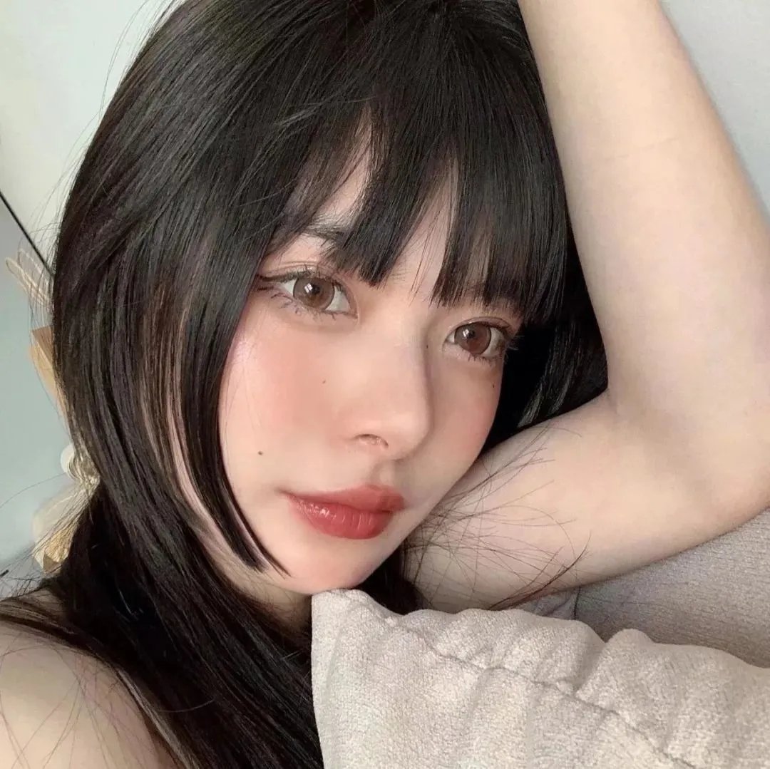 狼女
